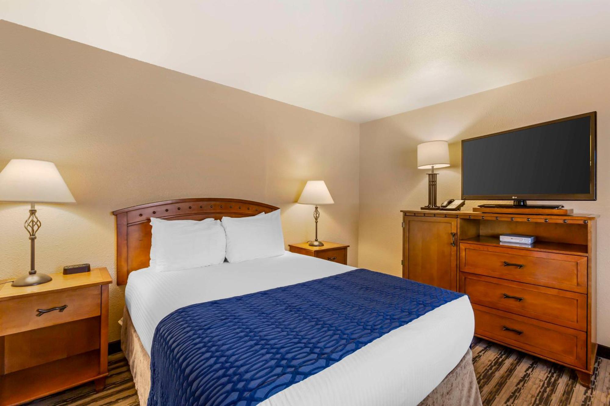 Best Western Sunset Inn Коуди Екстериор снимка