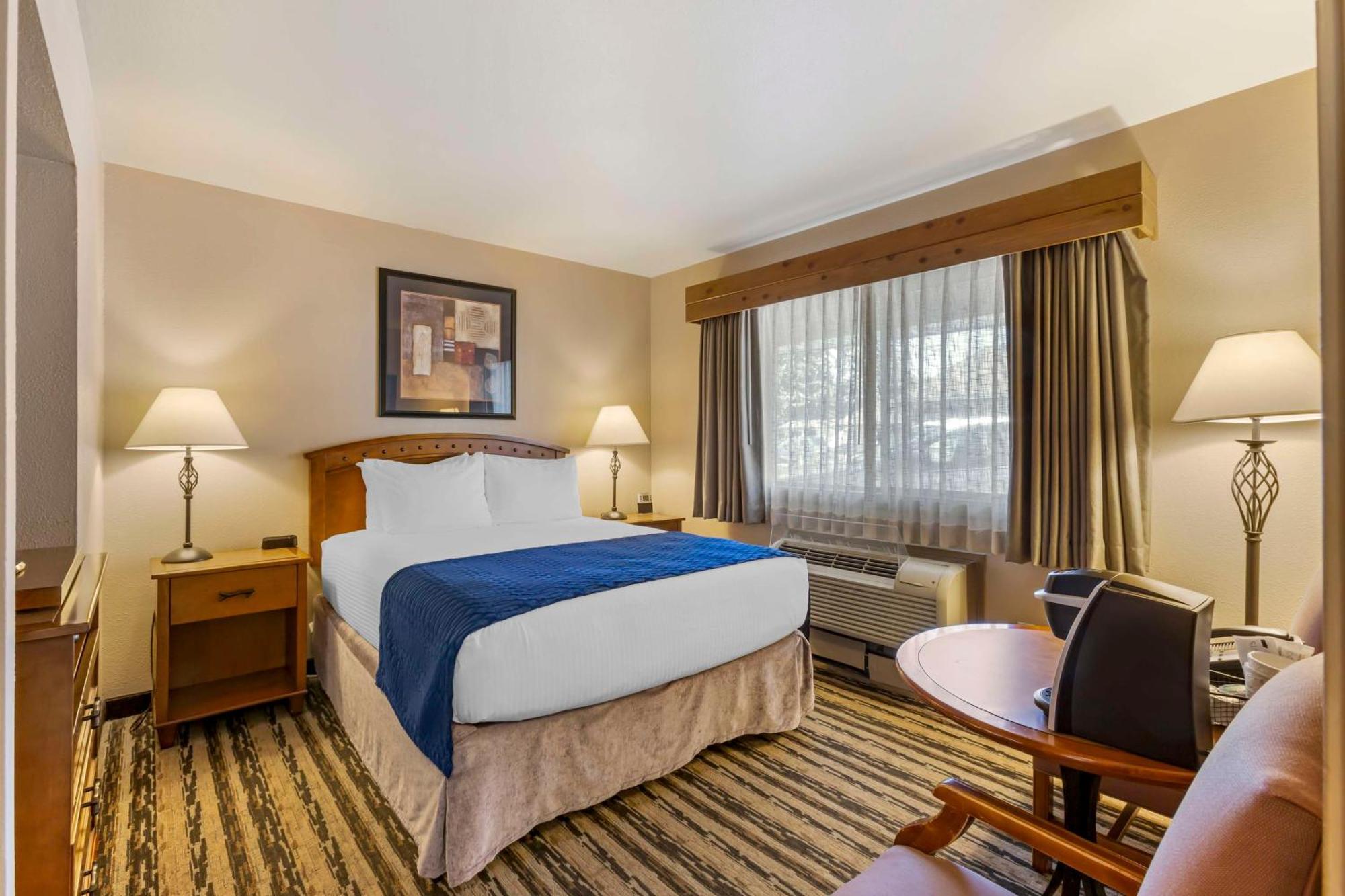 Best Western Sunset Inn Коуди Екстериор снимка