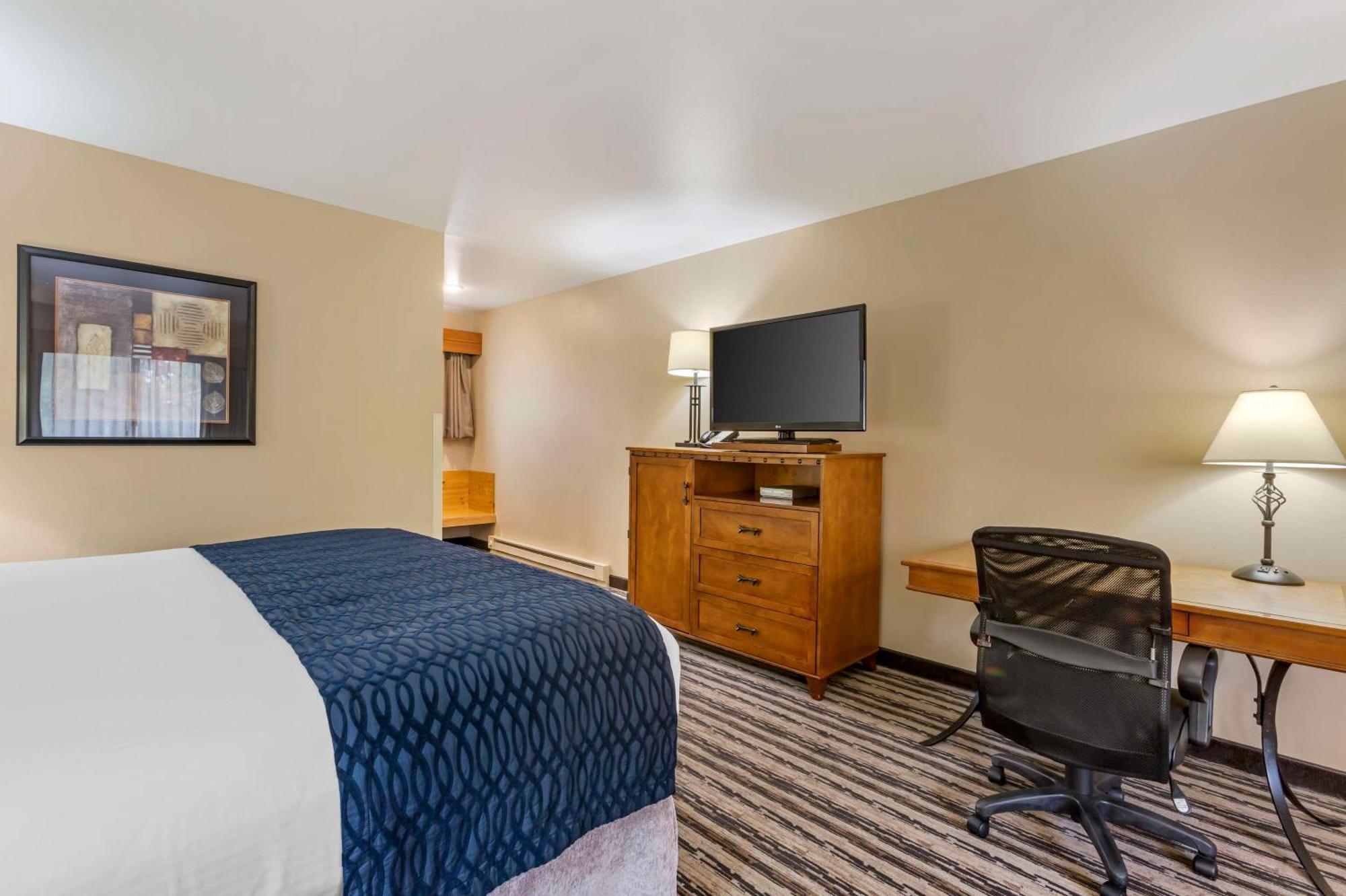 Best Western Sunset Inn Коуди Екстериор снимка